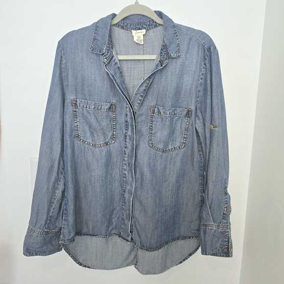 Andrea Jovine Tops - Andrea Jovine Tencel Chambray Button-Front Roll-Tab Shirt Women M Utility Split